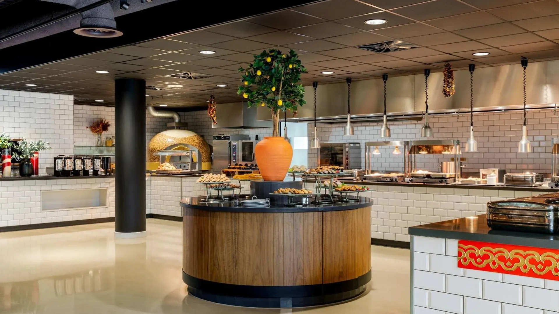 Corendon Amsterdam Schiphol Airport, A Tribute Portfolio Hotel باتهوفيدوربْ 4*,  هولندا
