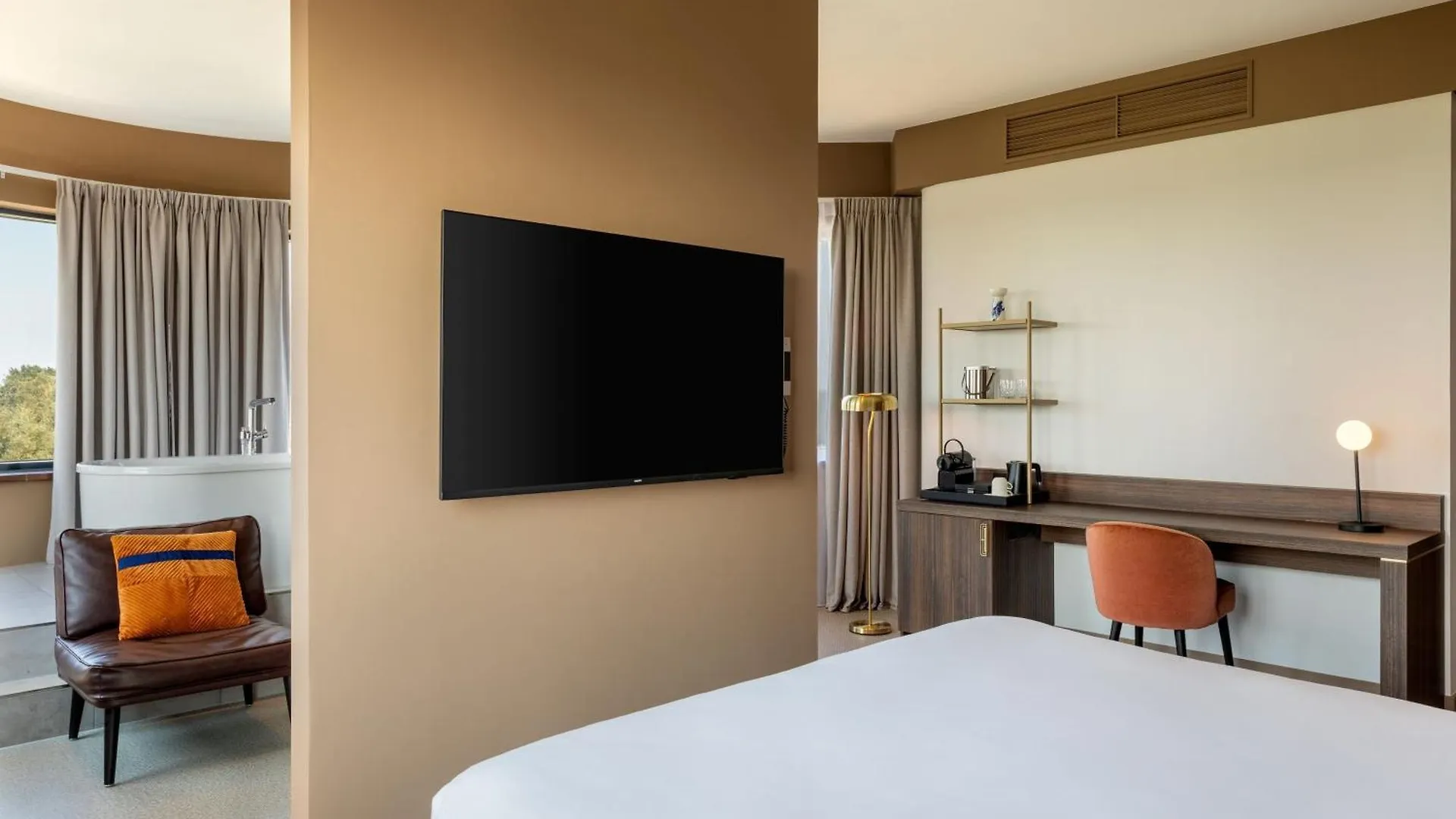 Corendon Amsterdam Schiphol Airport, A Tribute Portfolio Hotel باتهوفيدوربْ