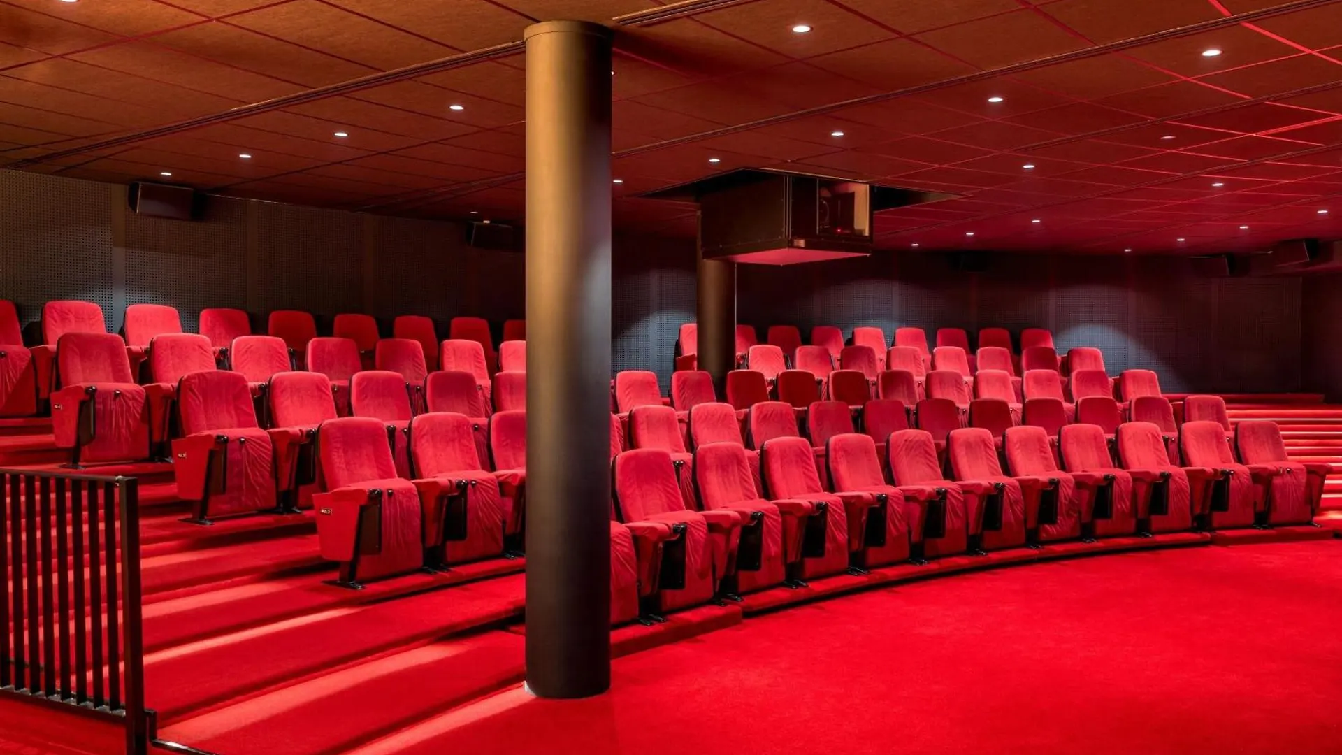 Corendon Amsterdam Schiphol Airport, A Tribute Portfolio Hotel 바드후베도르프